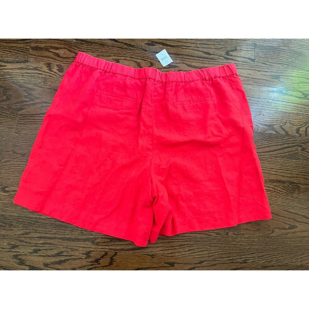 Charlotte Russe women red shorts nautical style  size L USA NWT